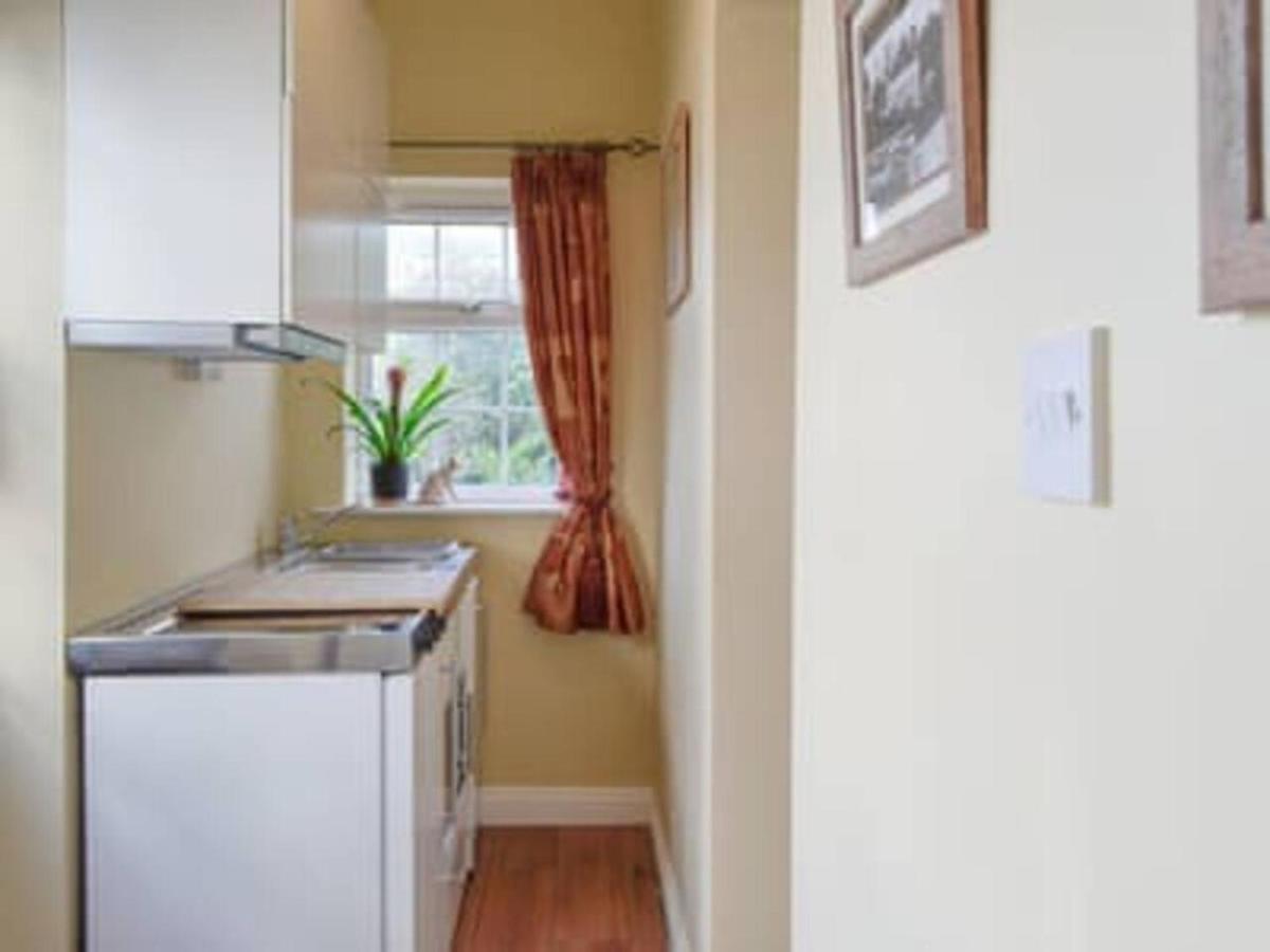 1-Bed Cottage On Coastal Pathway In South Wales Gileston 外观 照片